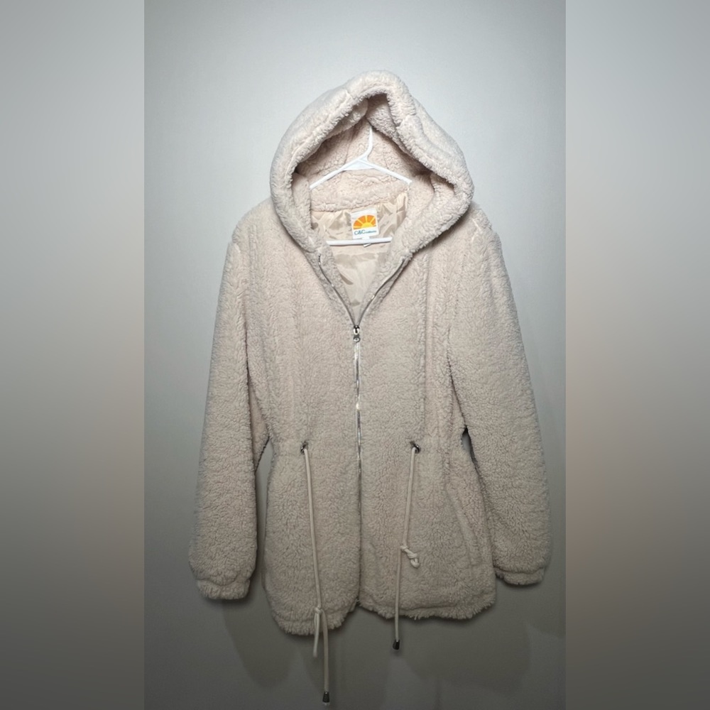 Fuzzy “teddy” jacket with hood! 🐻